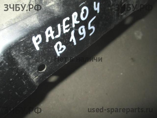 Mitsubishi Pajero/Montero 4 Усилитель бампера задний