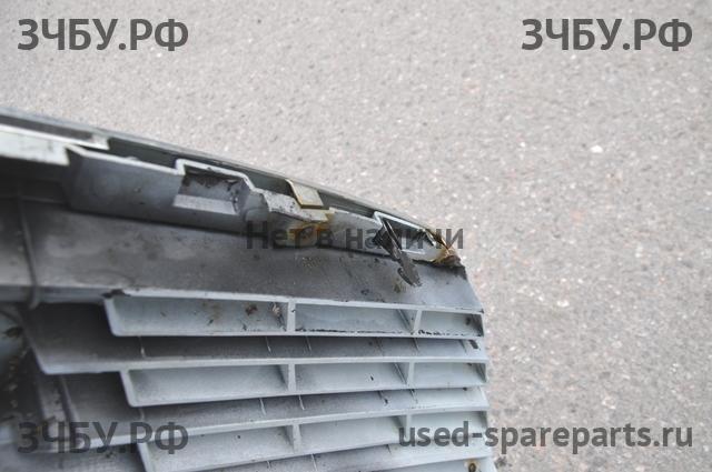 Nissan Almera Classic Решетка радиатора