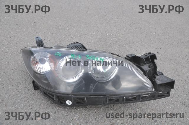 Mazda 3 [BK] Фара правая