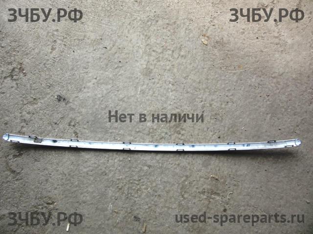 Volkswagen Passat B7 Молдинг бампера заднего