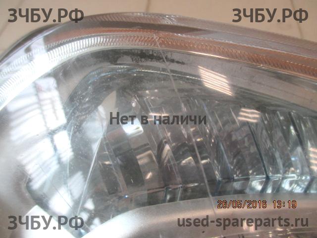 Nissan Qashqai (J10) Фара правая