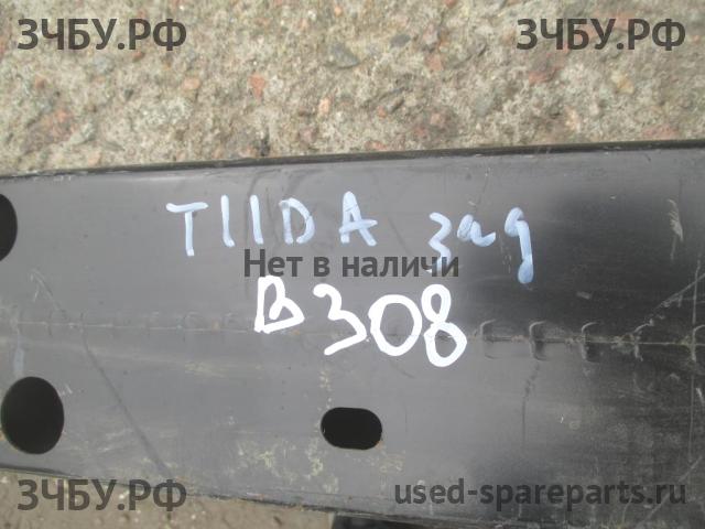 Nissan Tiida 1 Усилитель бампера задний
