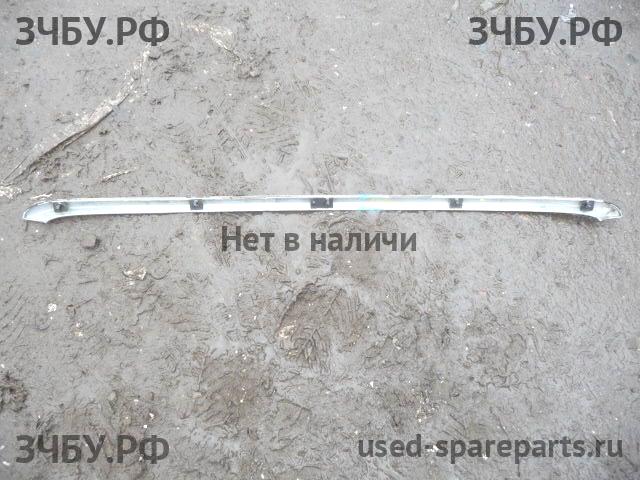 Volvo XC-60 (1) Молдинг капота