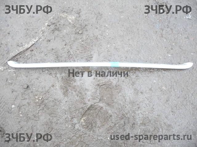 Volvo XC-60 (1) Молдинг капота
