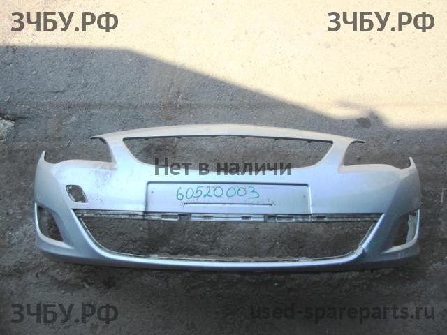 Opel Astra J Бампер передний