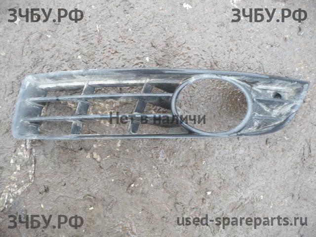 Volkswagen Passat B6 Рамка противотуманной фары левой