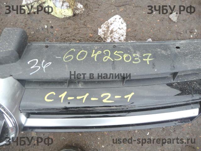 Volkswagen Golf 7 Решетка радиатора