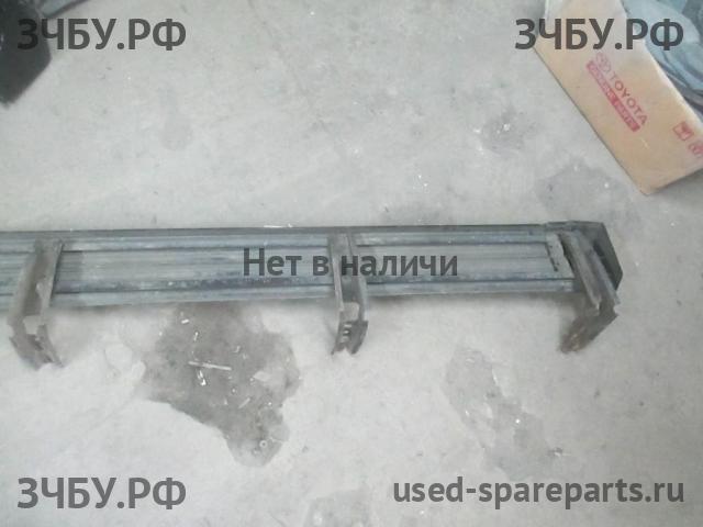 Toyota Land Cruiser 100 Подножка