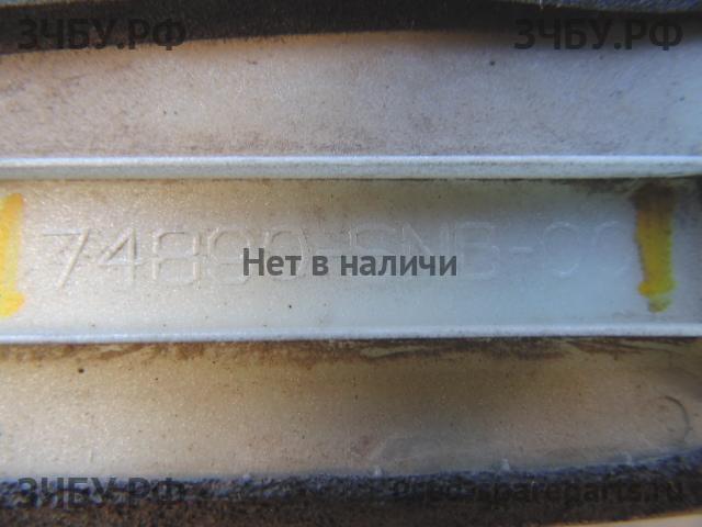 Honda Civic 8 (4D) Накладка крышки багажника