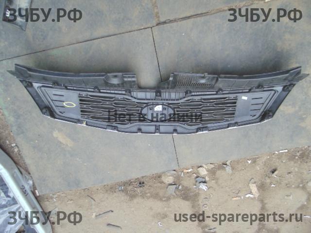 KIA Ceed 1 Решетка радиатора