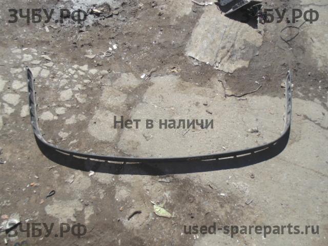 Hyundai Elantra 1 Накладка заднего бампера