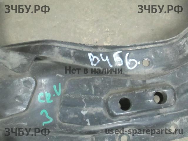 Honda CR-V 3 Балка задняя поперечная
