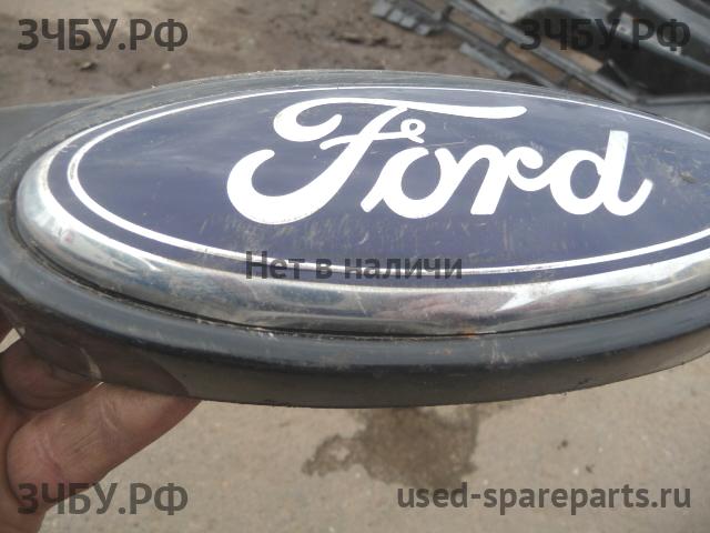 Ford Focus 3 Решетка радиатора
