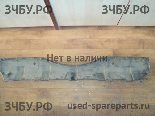 Mitsubishi Pajero/Montero 4 Накладка заднего бампера