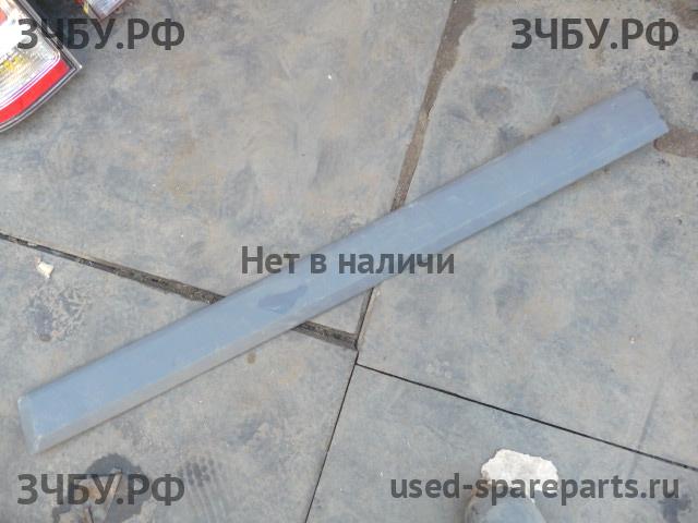 Ford Fusion Молдинг двери