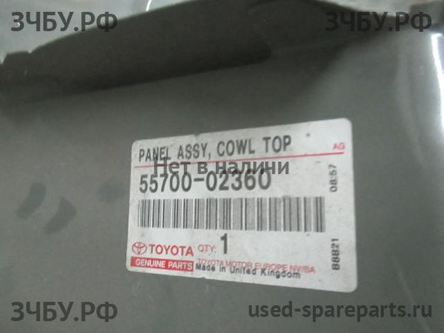 Toyota Corolla (E12) Обтекатель капота