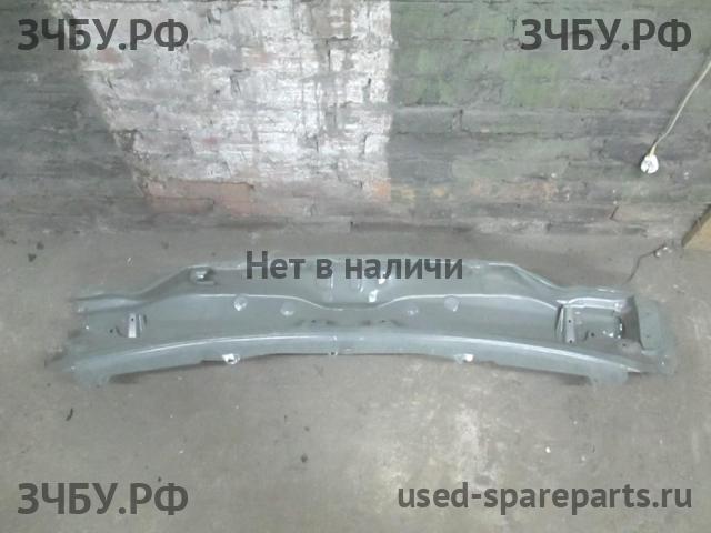 Toyota Corolla (E12) Обтекатель капота
