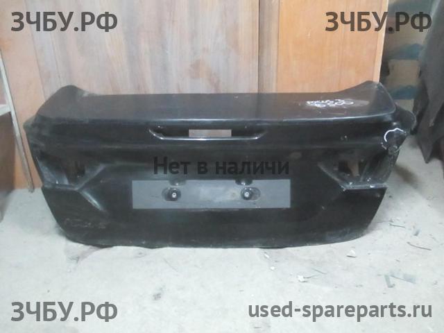 Ford Focus 3 Крышка багажника