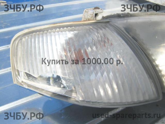 KIA Avella Фара правая