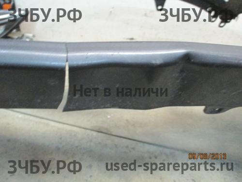 Toyota Corolla (E14 - E15) Бампер передний