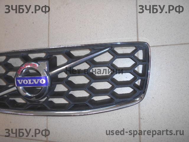 Volvo XC-70 Cross Country (2) Решетка радиатора