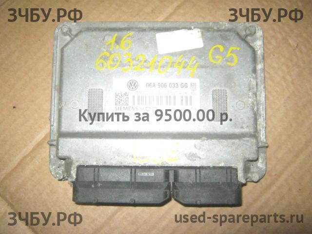 Volkswagen Golf 5 Блок управления двигателем