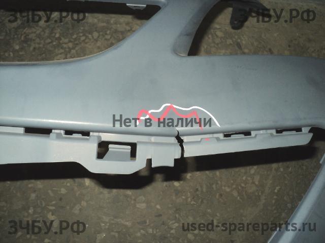 Opel Astra J Бампер передний