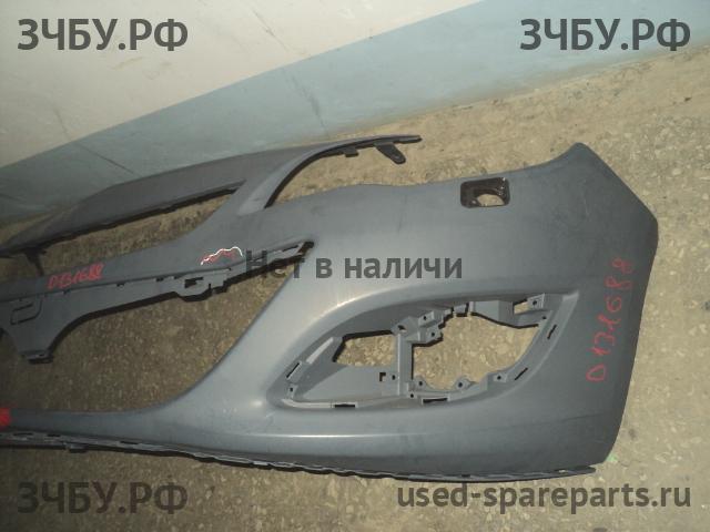 Opel Astra J Бампер передний