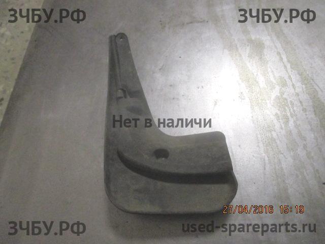 Ford Focus 3 Брызговик задний правый