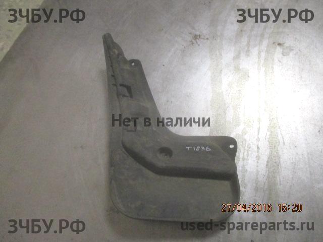 Ford Focus 3 Брызговик задний правый