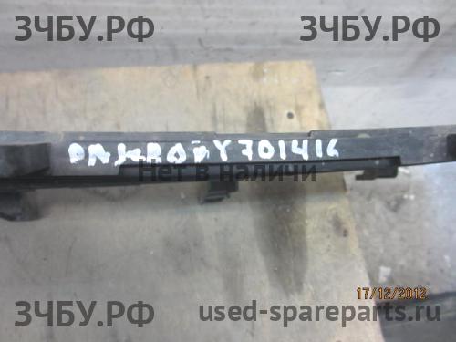 Mitsubishi Pajero/Montero 4 Решетка в бампер