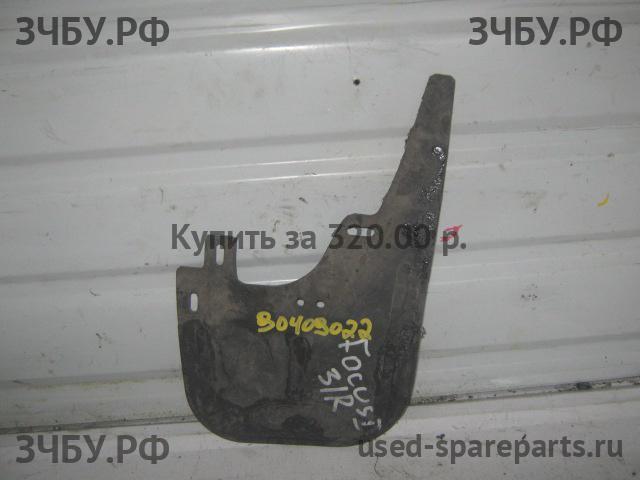 Ford Focus 1 Брызговик задний правый
