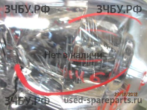 Toyota RAV 4 (3) Фара правая