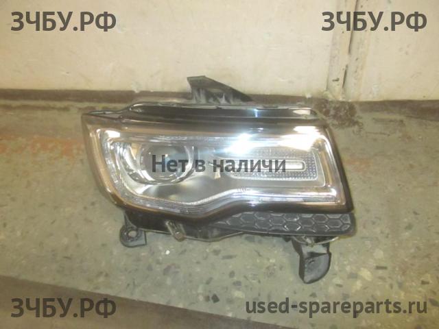 Jeep Grand Cherokee 4 Фара правая