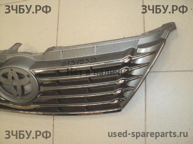 Toyota Camry 7 (V50) Решетка радиатора