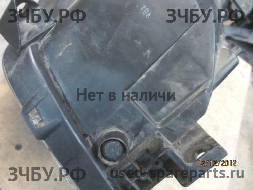 Toyota RAV 4 (3) Фара правая