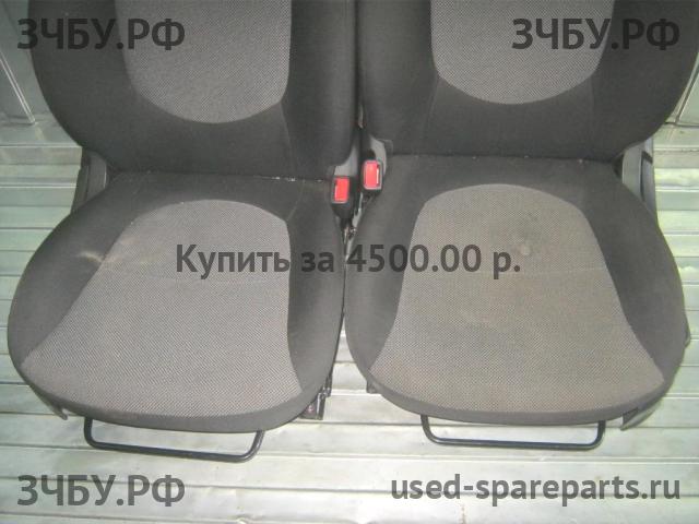 Hyundai Solaris 1 Сиденья (комплект)