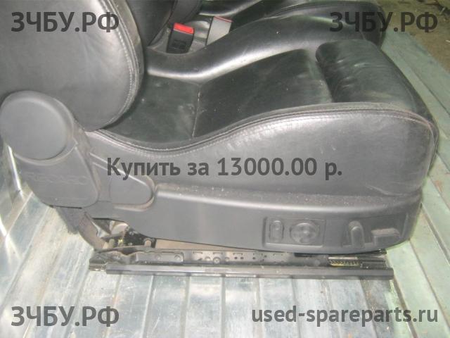 Audi A8 (1) [D2] Сиденья (комплект)