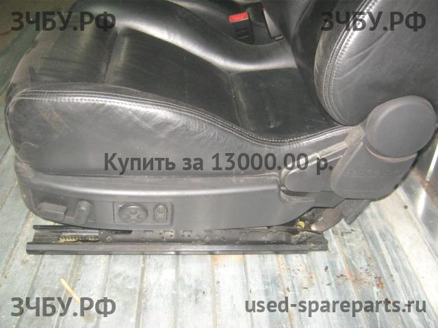 Audi A8 (1) [D2] Сиденья (комплект)