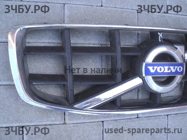 Volvo XC-70 Cross Country (2) Решетка радиатора