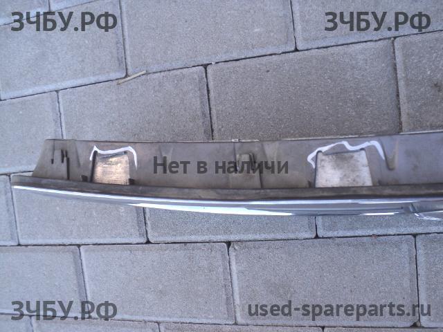 Volvo XC-90 (1) Решетка радиатора