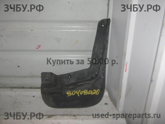 Hyundai Matrix [FC] Брызговик передний правый