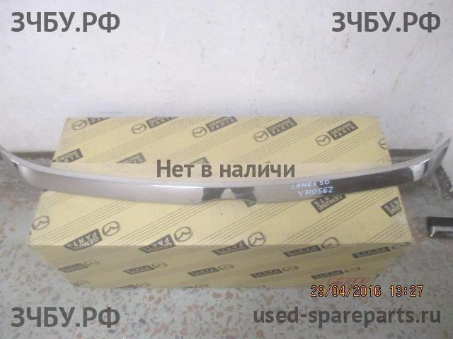 Toyota Camry 7 (V50) Накладка на капот