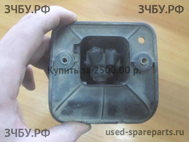 Honda Pilot (2) Форсунка омывателя фары левая