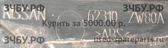 Nissan Tiida 1 Решетка радиатора