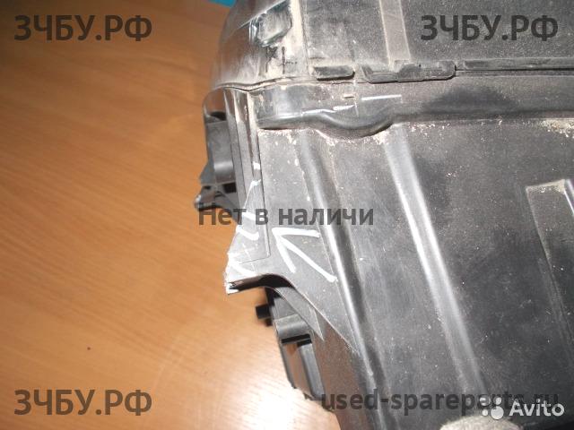 Volkswagen Crafter 1 Фара правая