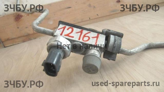 Toyota RAV 4 (3) Трубка кондиционера