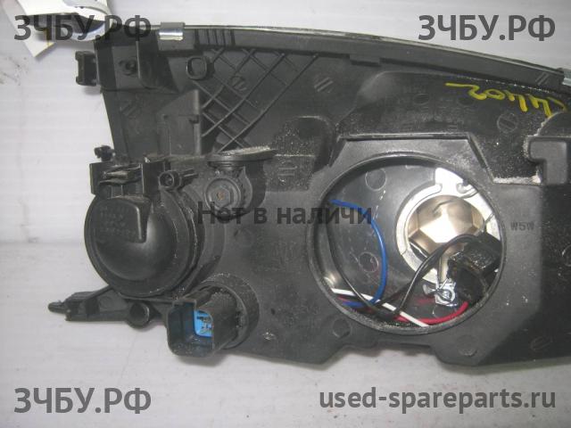 Ford Fiesta 4 Фара левая
