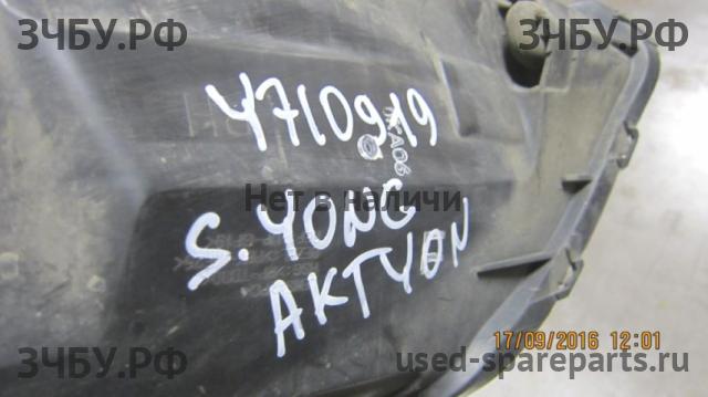 SsangYong Kyron Фара правая
