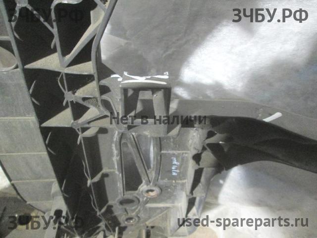Hyundai i20 (1) Панель передняя (телевизор)